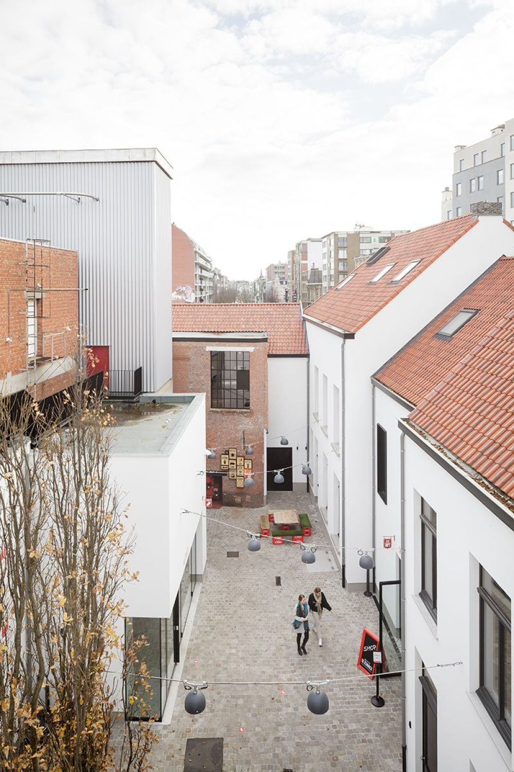 Renovatie brouwerij De Koninck - nieuwe dakpannen