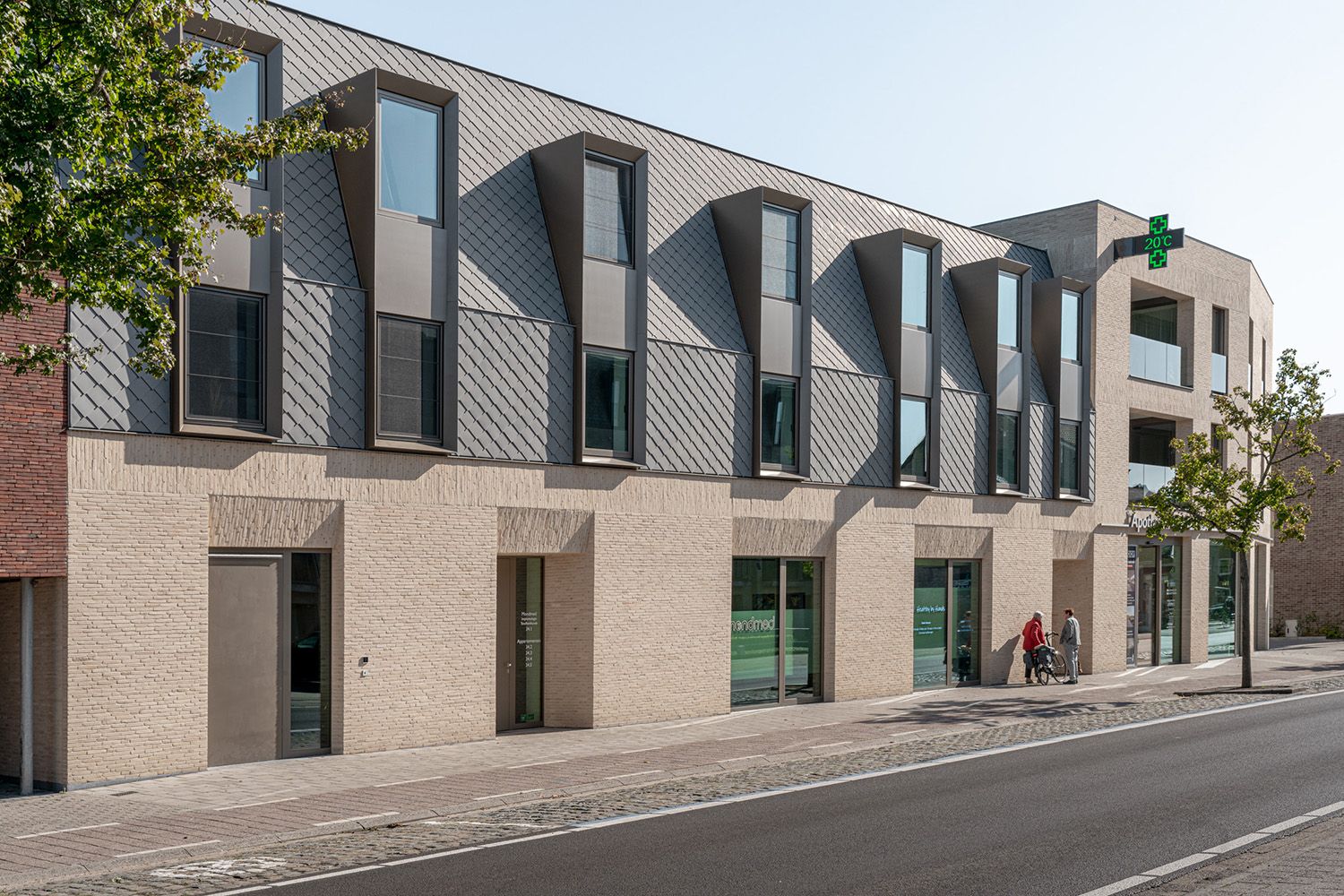 Zinken Losanges Leien voor apotheek Oud-turnhout