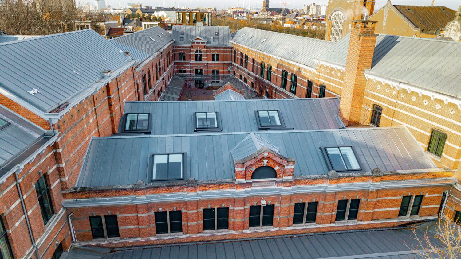 zinken afwerking voor villa stuivenberg