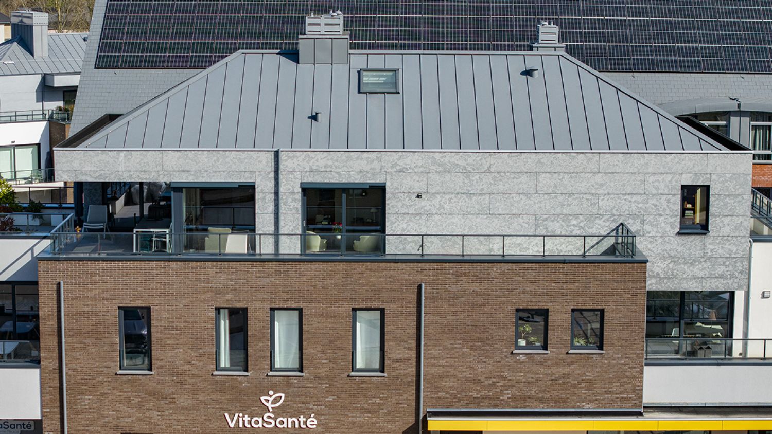 zinken dak waver - appartementsblok