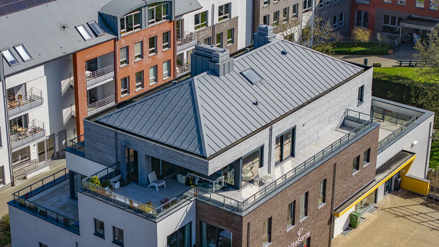 zinken jasje voor nieuwbouw in waver